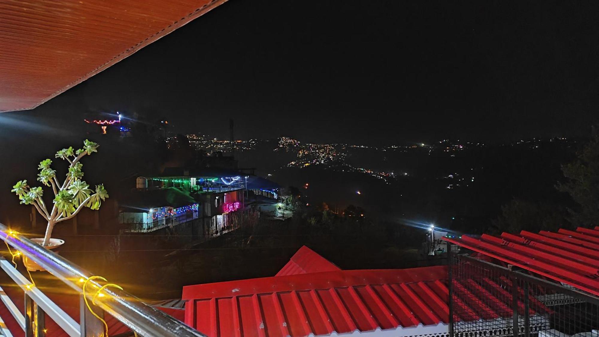 Vintage Woods Inn Shimla Exterior foto